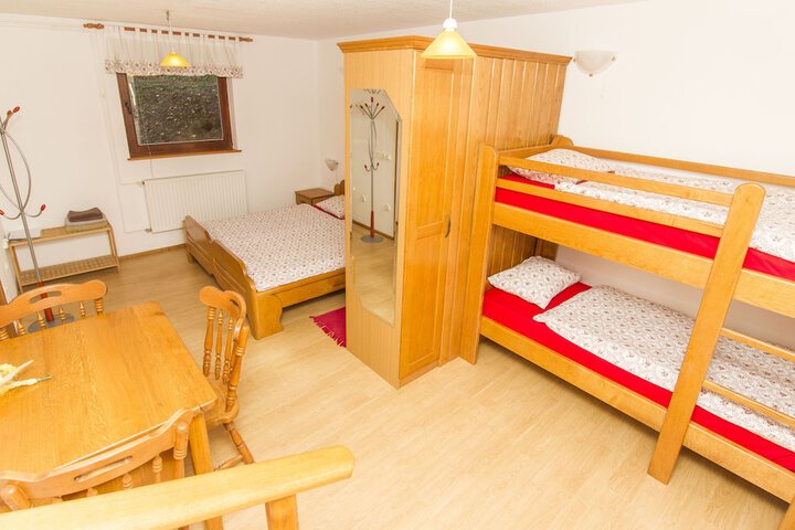 Room 20 of 49