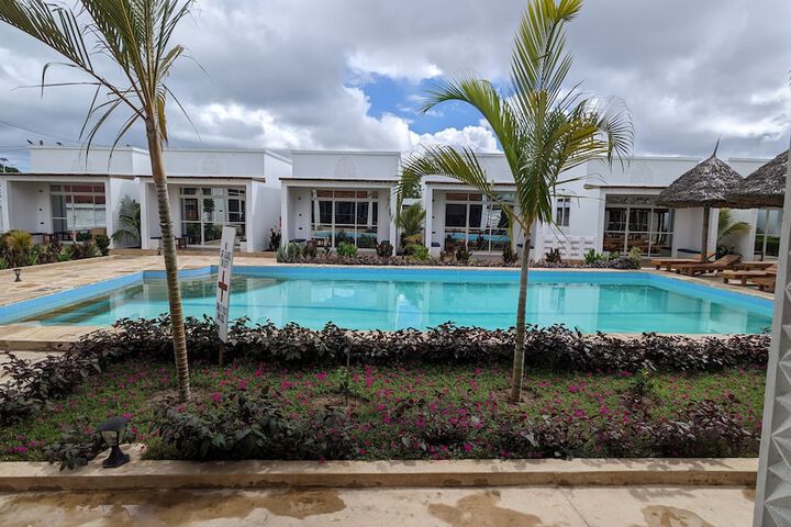 Hotel 34 of 43