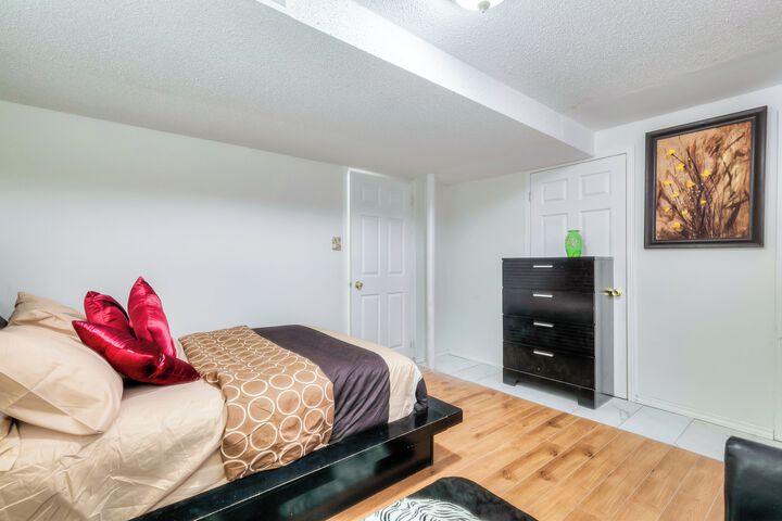 Room 229 of 315