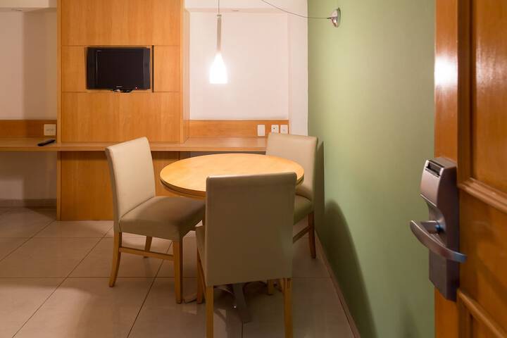 Room 23 of 116