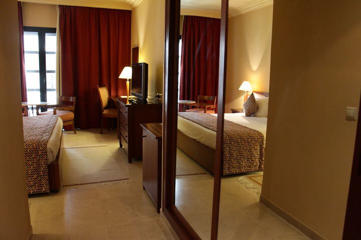 Room 10 of 46