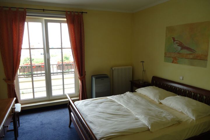 Room 21 of 40
