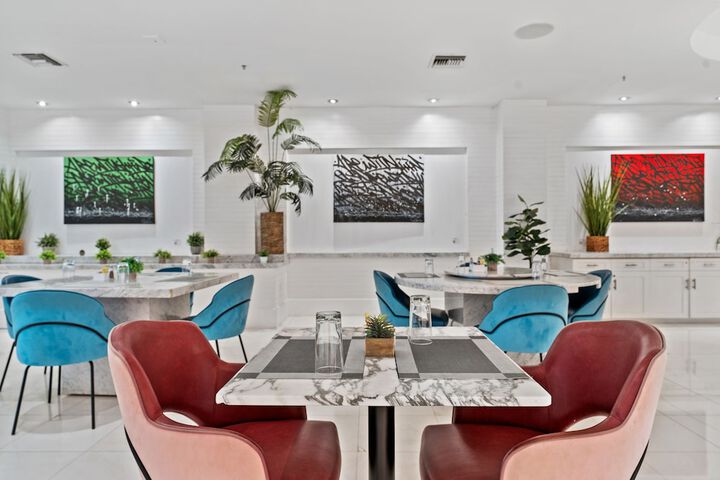 Breakfast area