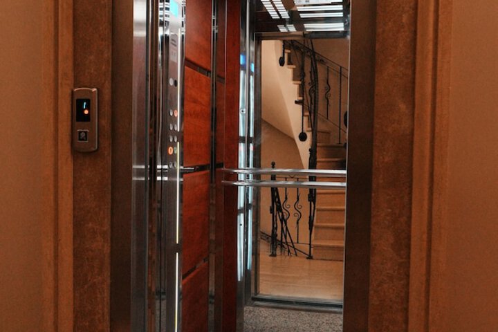 Hotel 65 of 65