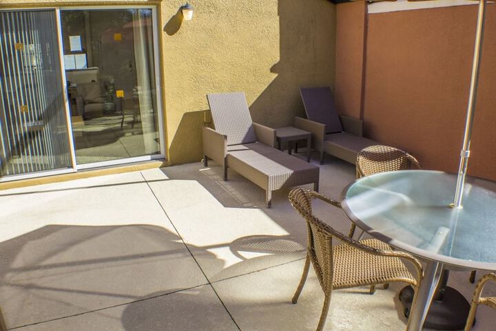 Terrace/Patio 8 of 14