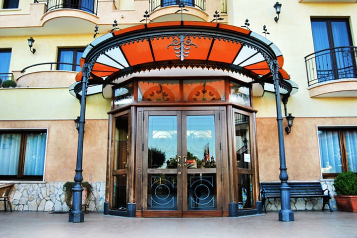 Hotel La Fayette in Giugliano in Campania