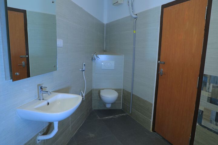 Room 19 of 19