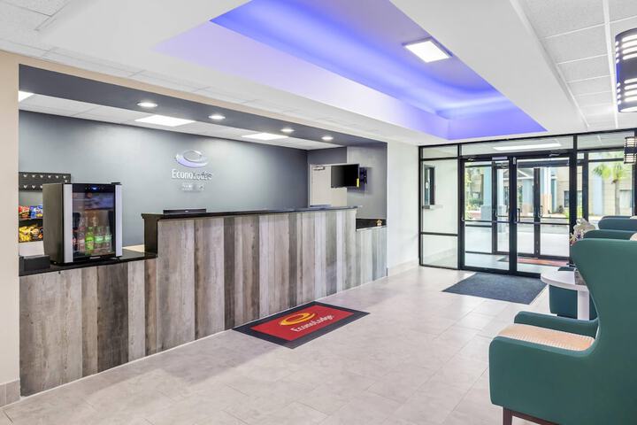 Guest Lobby