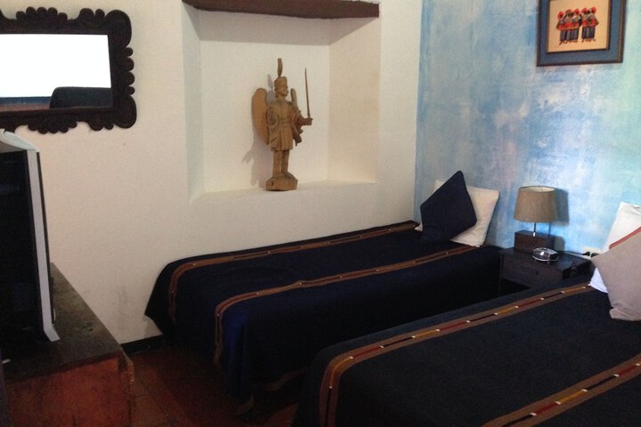 Room 4 of 47