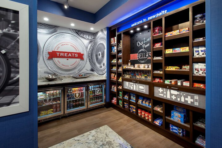 Snack bar