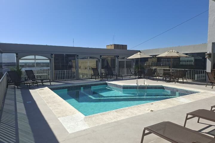 Pool 79 of 132