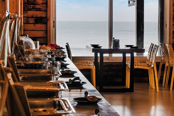 Dining 95 of 126