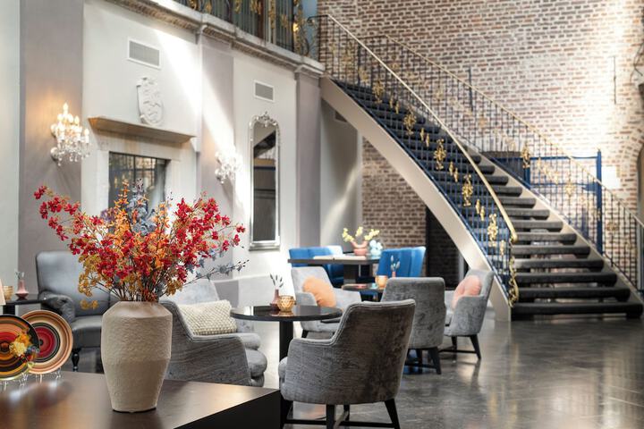 Hotel Interior 4 of 45