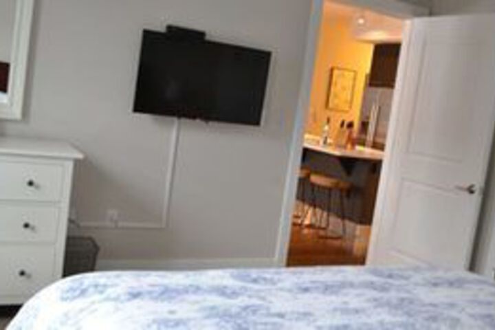 Room 10 of 48