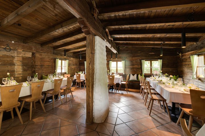 Dining 44 of 68