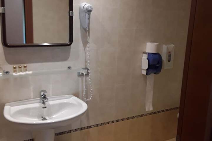 Room 20 of 50