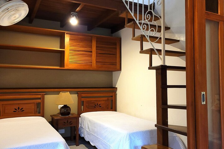 Room 19 of 61