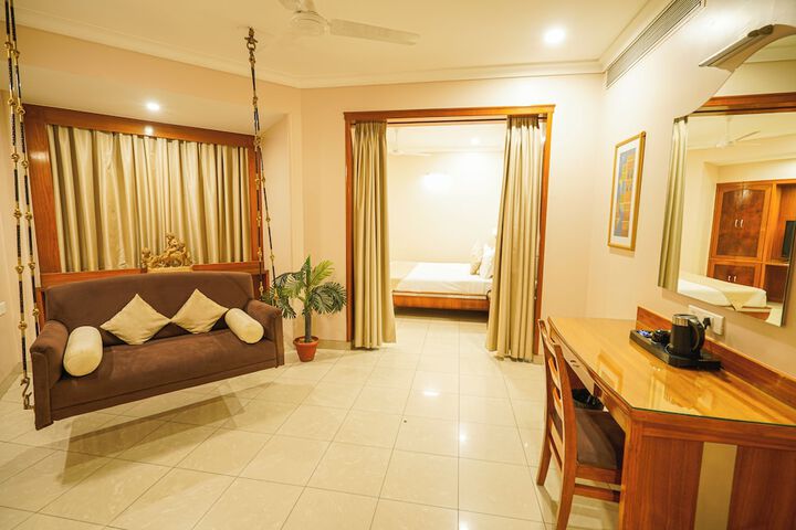 Room 16 of 64