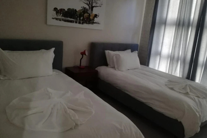Room 5 of 21