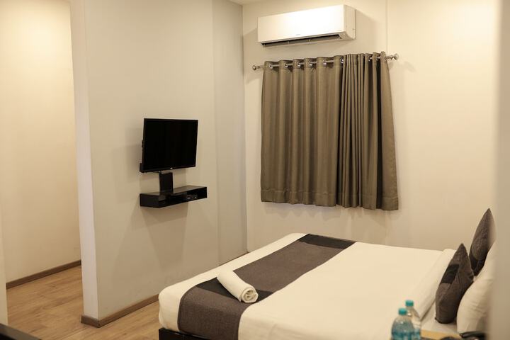 Room 18 of 31