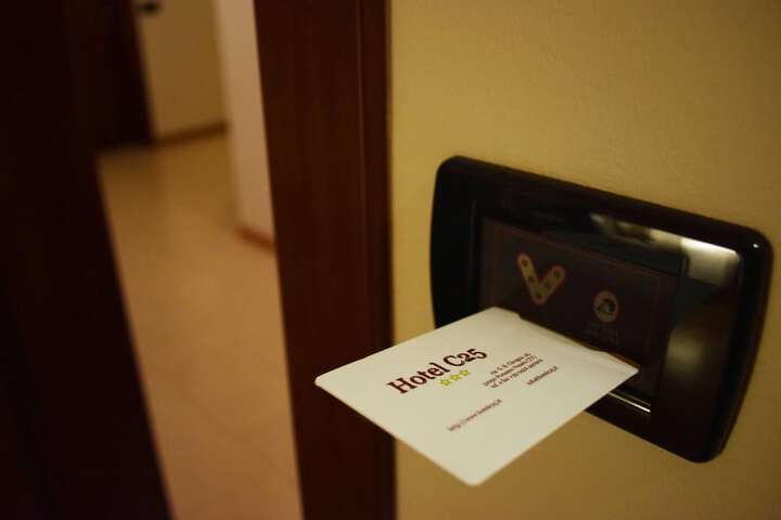 Room 21 of 65