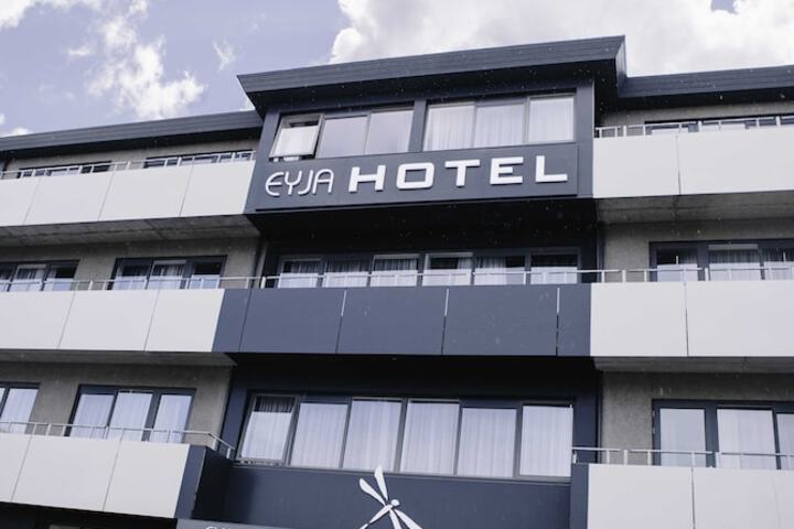 Hotel 66 of 66