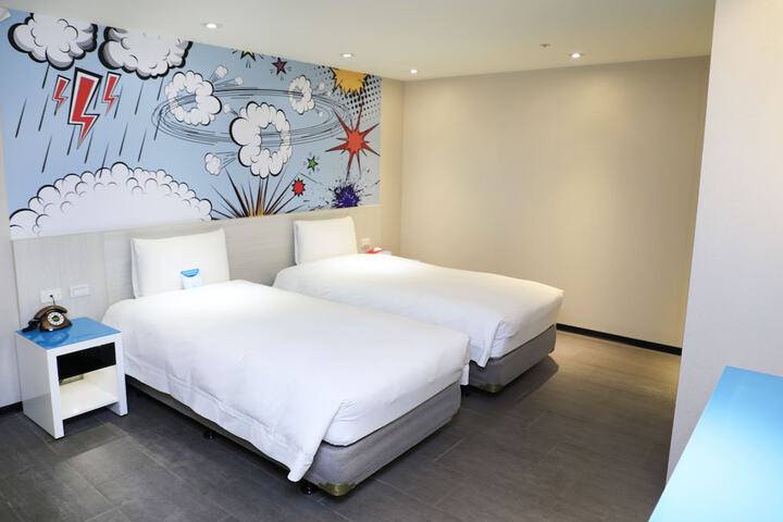 Room 17 of 154