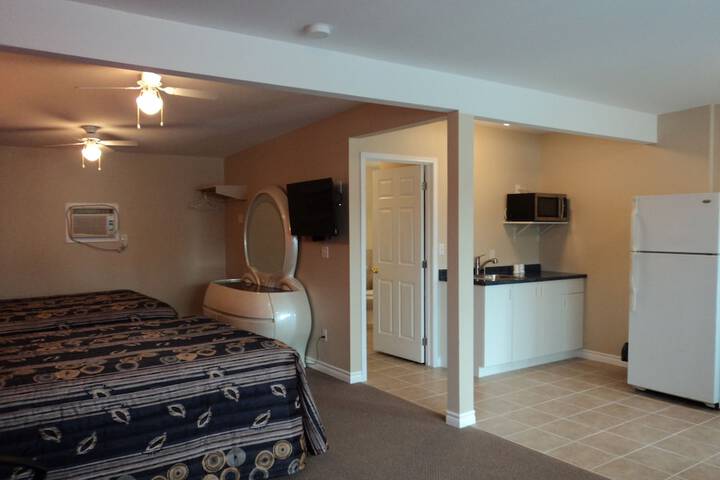 Room 9 of 43