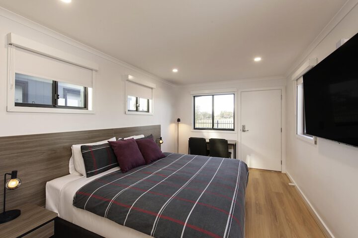 Room 16 of 73