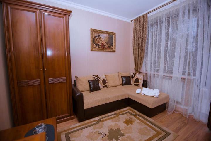 Room 21 of 89