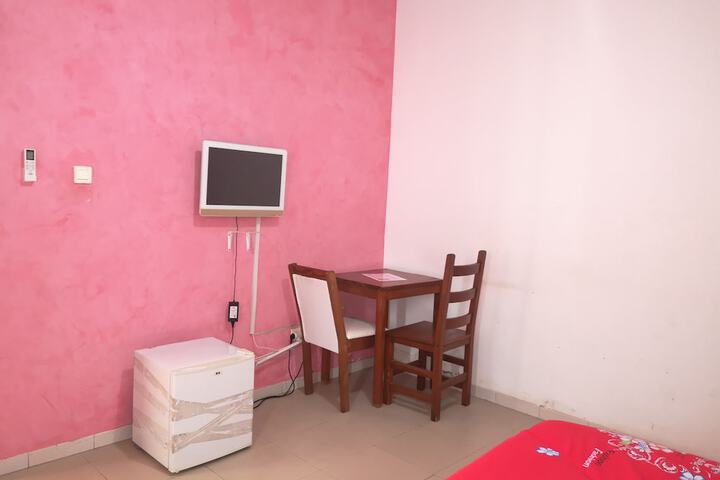 Room 12 of 30