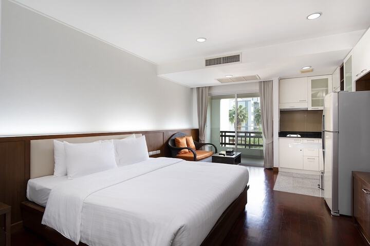 Room 16 of 110