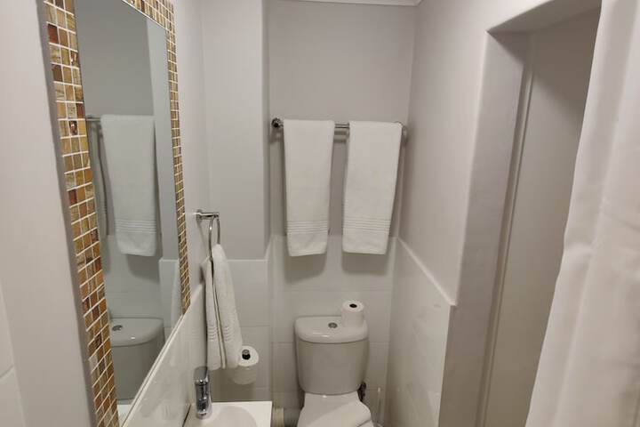 Room 44 of 61