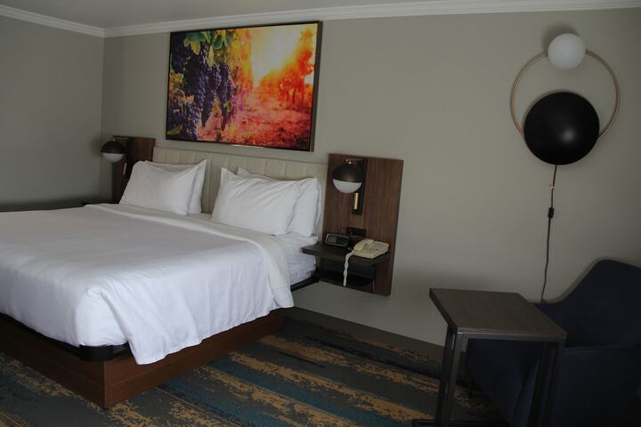 Room 15 of 97