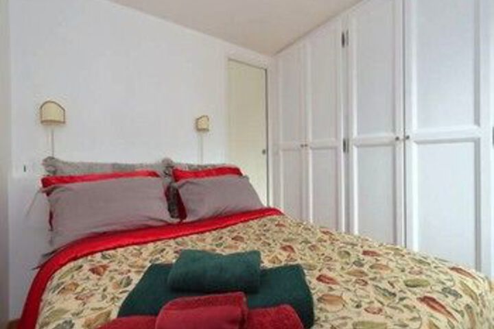 Room 44 of 168