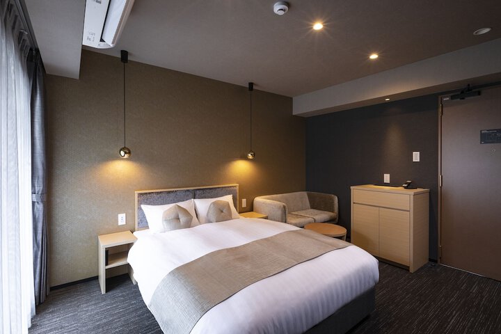 Room 16 of 47