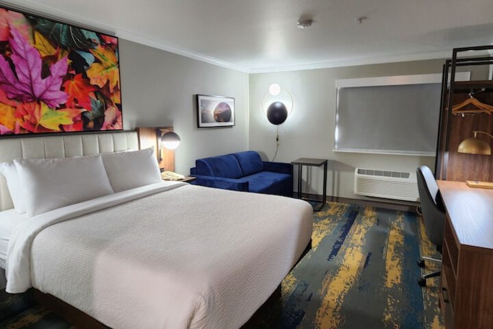 Room 41 of 97