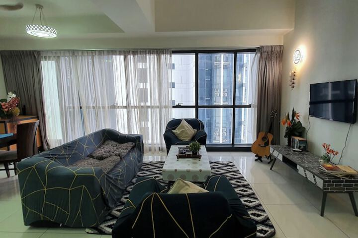 Room 126 of 226