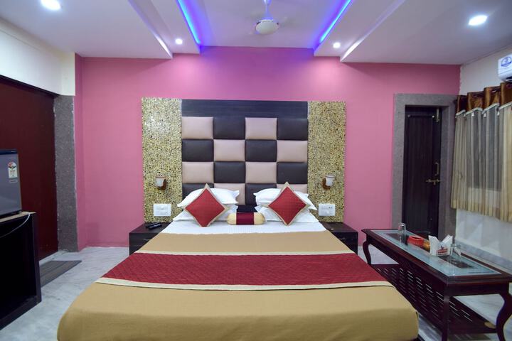 Photo of Menal Jungle Safari Resort