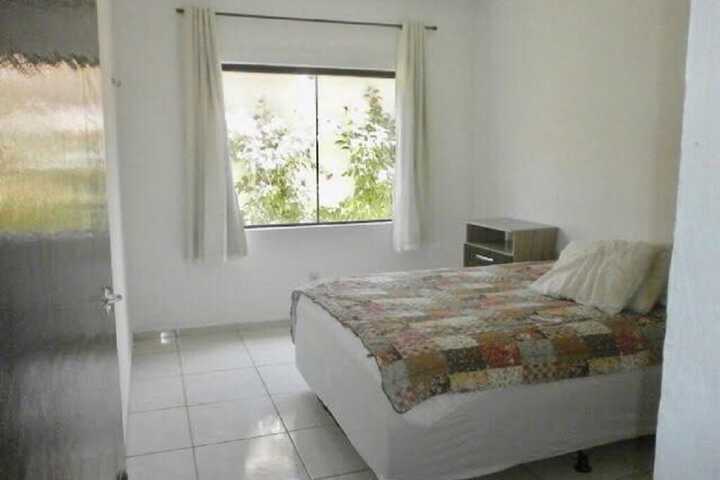 Room 7 of 11