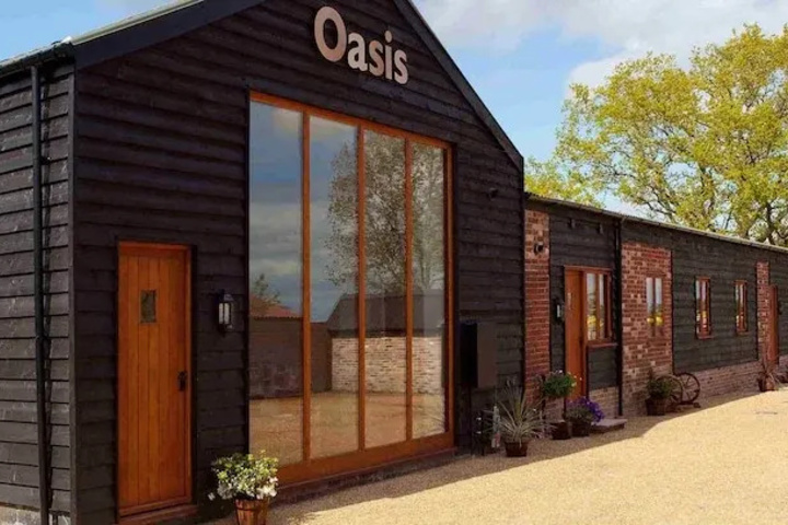 Oasis Barn Holidays