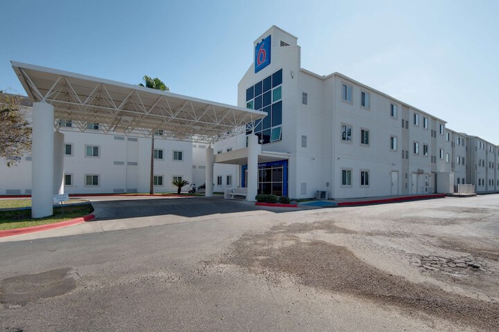 Hotel 42 of 44