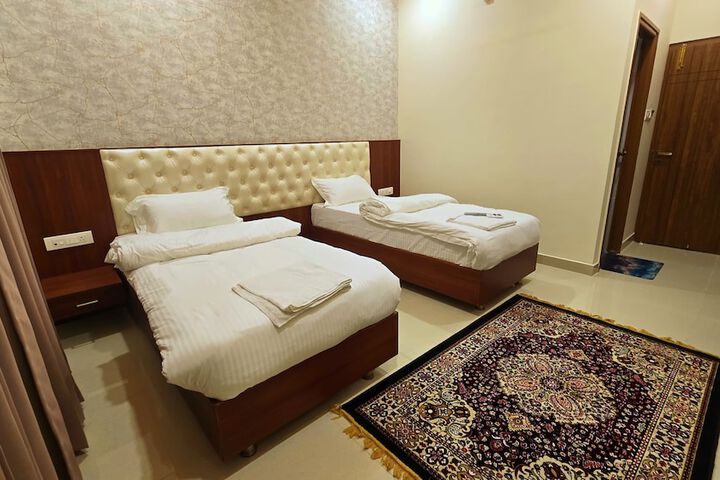 Room 14 of 24