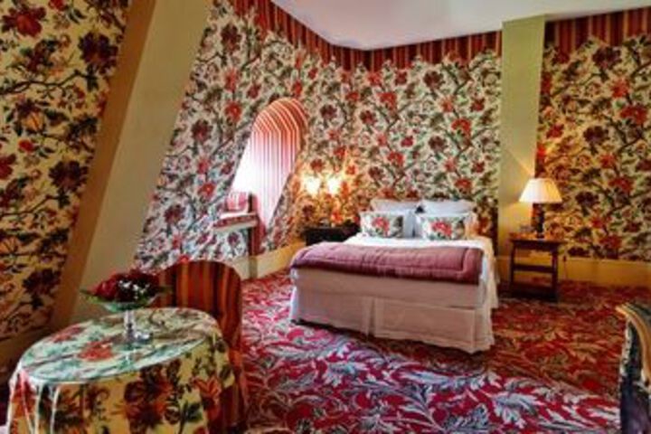 Room 25 of 62