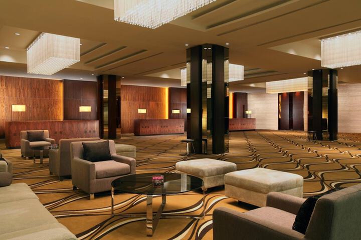 Hotel Interior 4 of 31