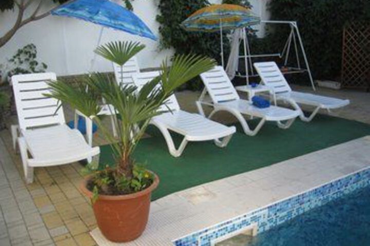 Sundeck 42 of 44