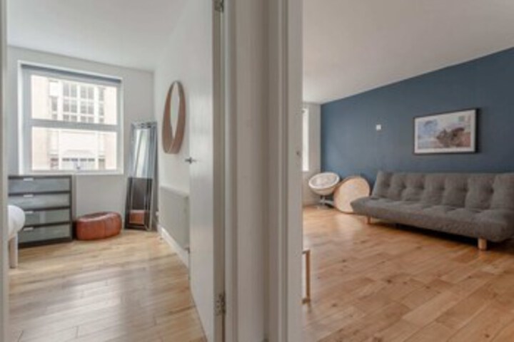 Room 3 of 56