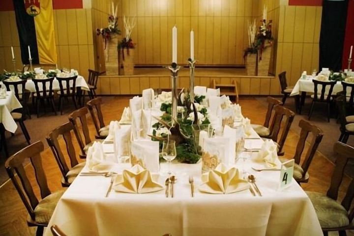 Dining 15 of 41