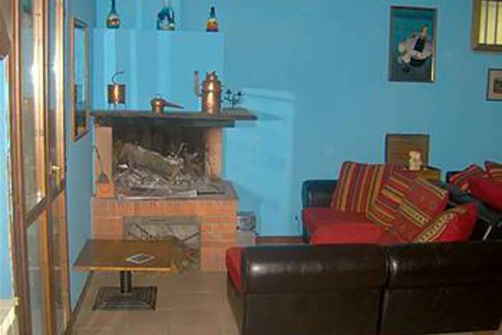Room 13 of 26