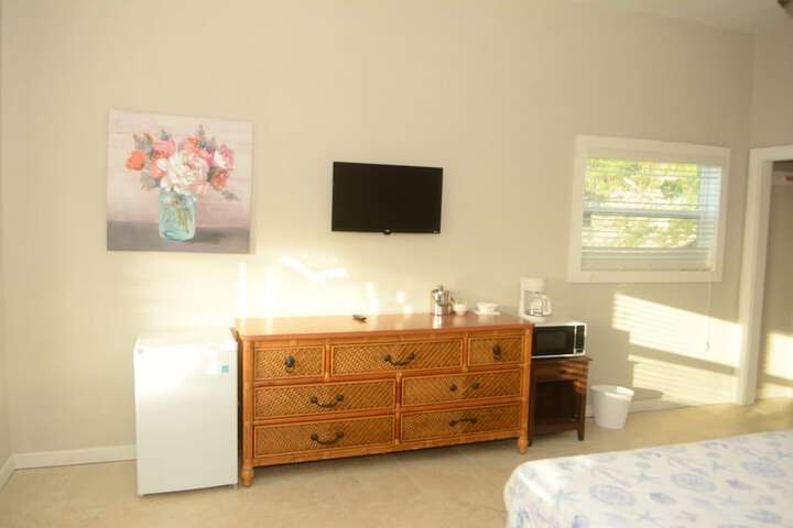 Room 9 of 42